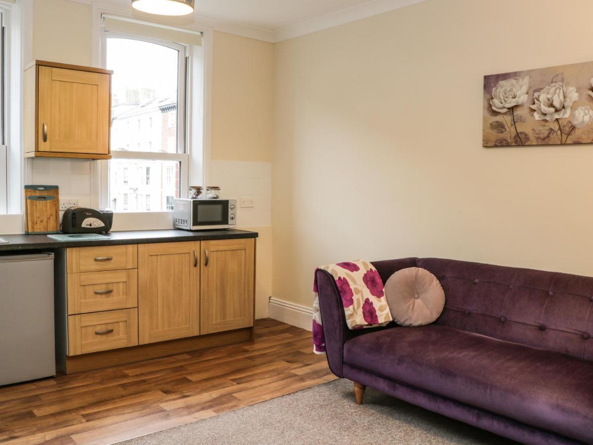St Hilda'S Corner House Apartment Whitby Exterior photo