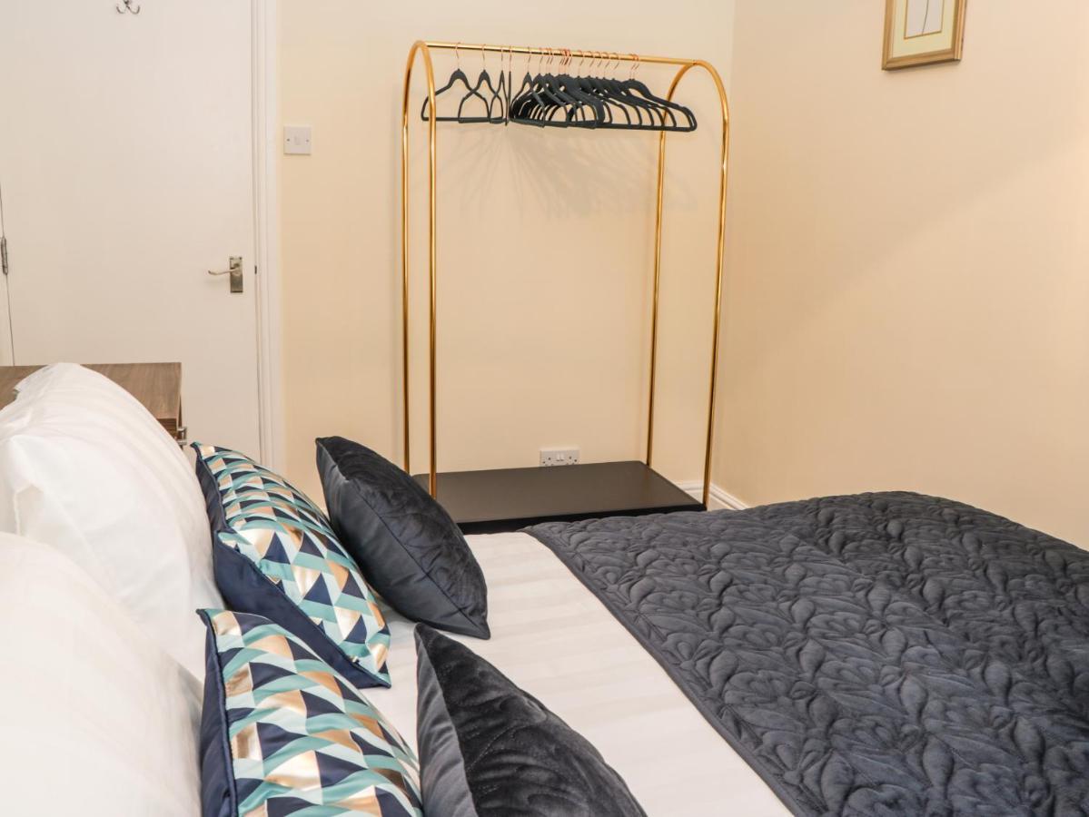 St Hilda'S Corner House Apartment Whitby Exterior photo